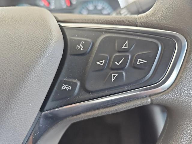 Photo of 2018 Silver Ice Metallic Chevrolet Malibu