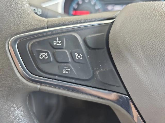 Photo of 2018 Silver Ice Metallic Chevrolet Malibu