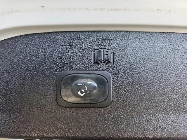 Photo of 2016 Titanium Ford Escape