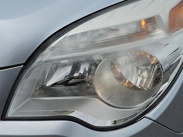 Photo of 2015 Silver Ice Metallic Chevrolet Equinox