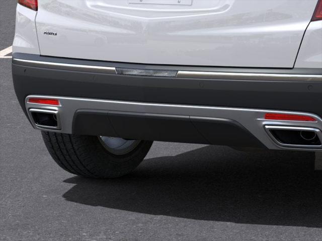Photo of 2025 Crystal White Tricoat Cadillac XT5