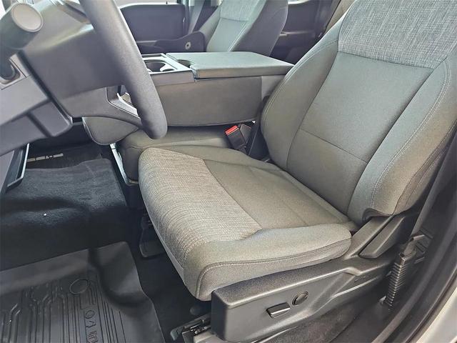 Photo of 2023 Iconic Silver Metallic Ford F-150