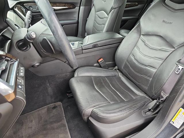 Photo of 2016 Graphite Metallic Cadillac CT6