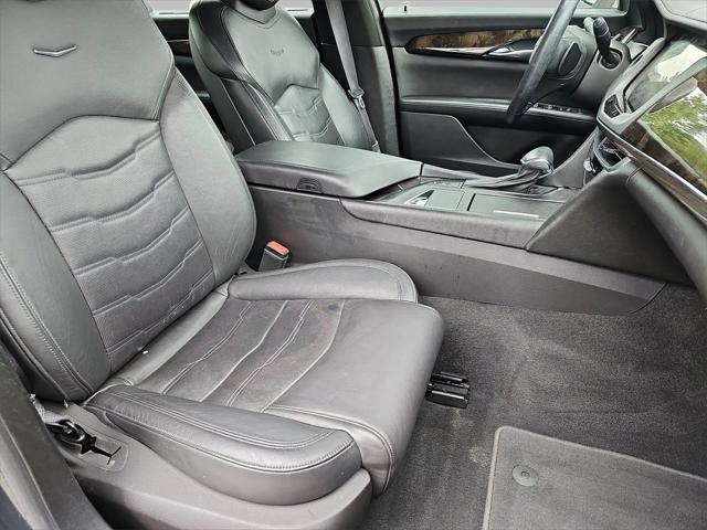 Photo of 2016 Graphite Metallic Cadillac CT6