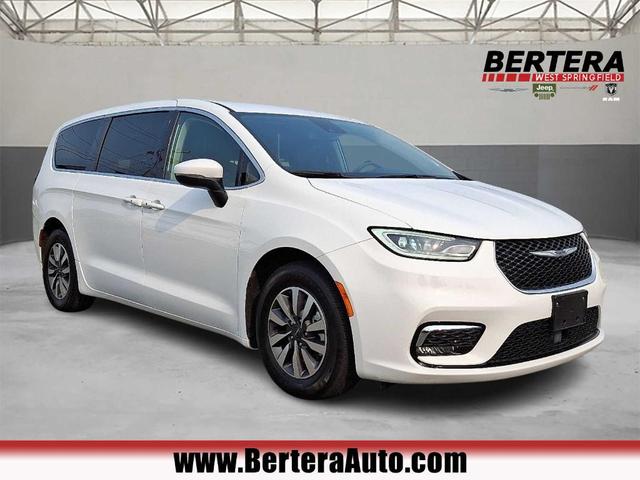 2023 Chrysler Pacifica Hybrid