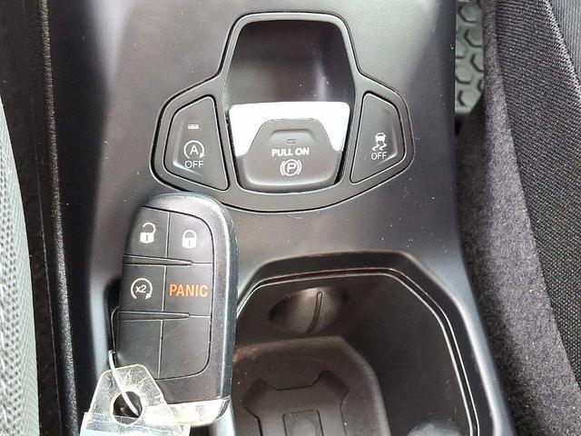 Photo of 2023 Colorado Red Clearcoat Jeep Renegade