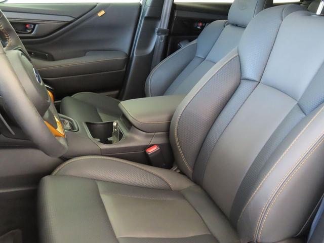 Photo of 2023 Ice Silver Metallic Subaru Outback
