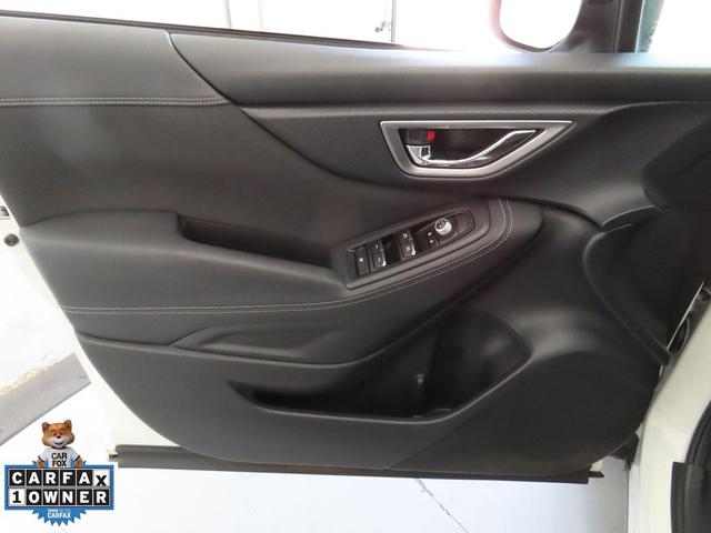 Photo of 2019 Crystal White Pearl Subaru Forester