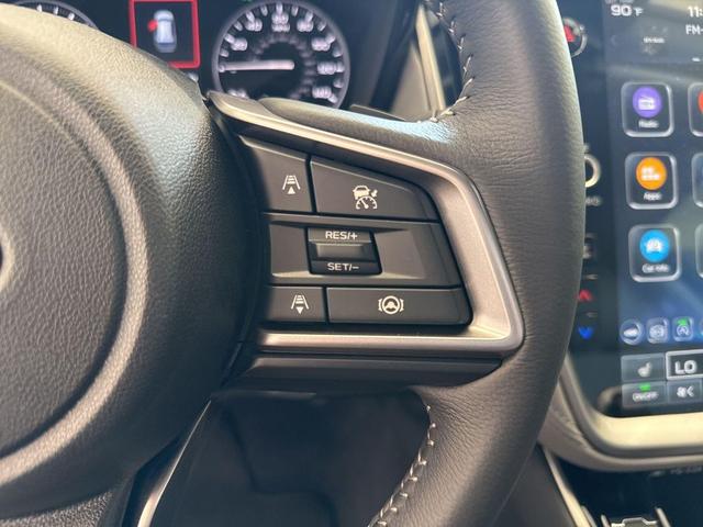 Photo of 2025 Magnetite Gray Metallic Subaru Outback