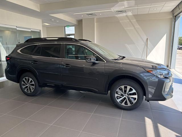 Photo of 2025 Magnetite Gray Metallic Subaru Outback