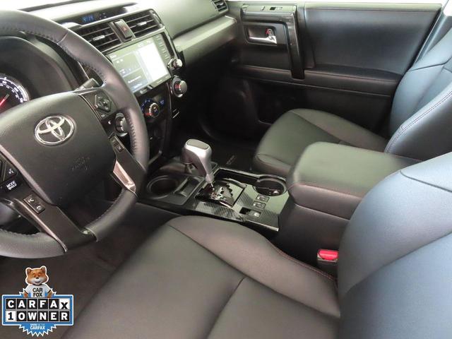 Photo of 2021 Super White Toyota 4Runner