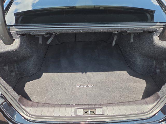 Photo of 2021 Super Black Nissan Maxima