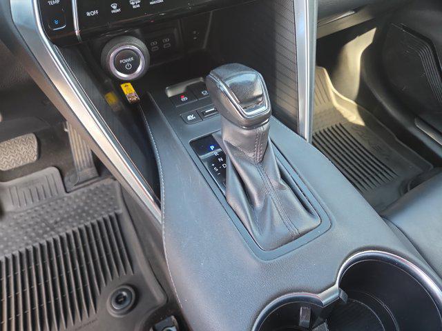 Photo of 2023 Ruby Flare Pearl Toyota Venza