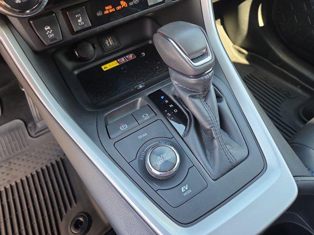 Photo of 2023 Silver Sky Metallic/Midnight Black Metallic Toyota RAV4 Hybrid