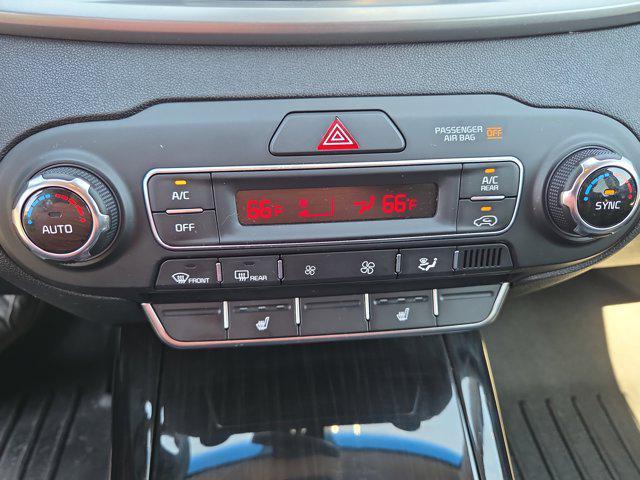 Photo of 2019 Platinum Graphite Kia Sorento