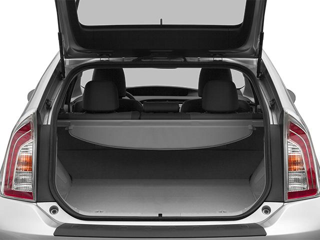 Photo of 2014 Winter Gray Metallic Toyota Prius