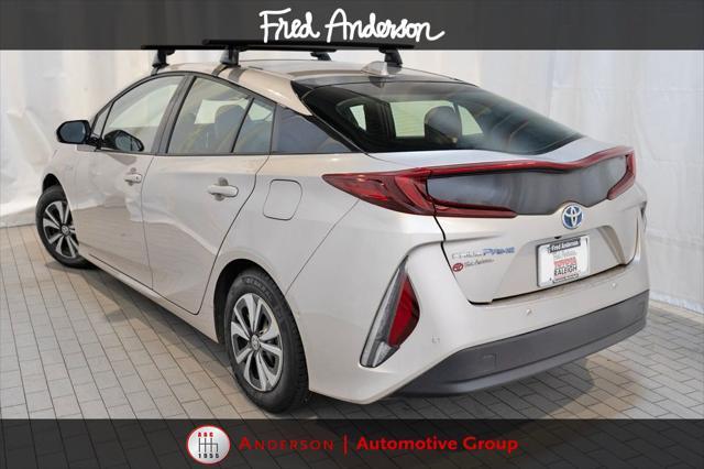 Photo of 2018 Titanium Glow Toyota Prius Prime