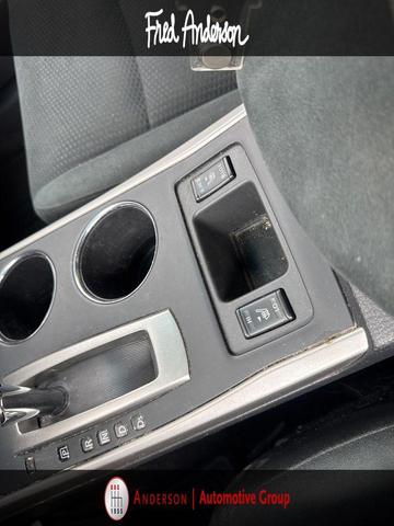Photo of 2015 Pearl White Nissan Altima