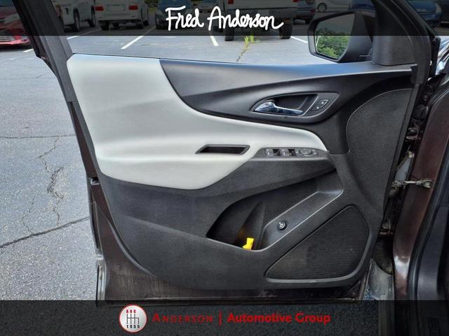 Photo of 2020 Chocolate Metallic Chevrolet Equinox