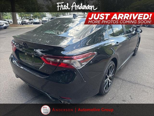 Photo of 2023 Midnight Black Metallic Toyota Camry