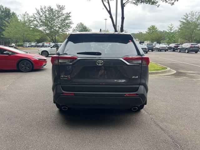Photo of 2025 Magnetic Gray Metallic Toyota RAV4
