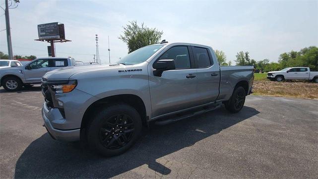 Photo of 2025 Sterling Gray Metallic Chevrolet Silverado 1500