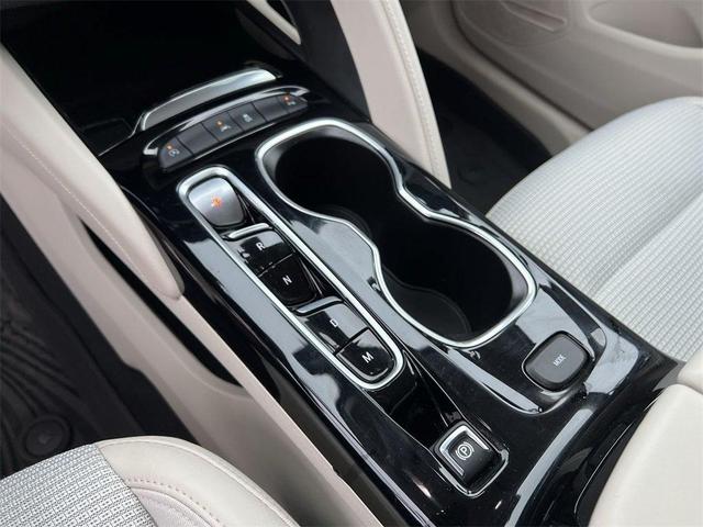 Photo of 2022 Summit White Buick Envision