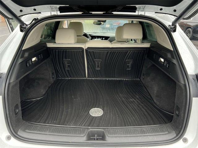 Photo of 2022 Summit White Buick Envision