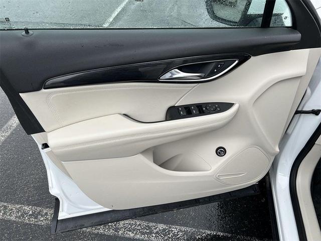 Photo of 2022 Summit White Buick Envision