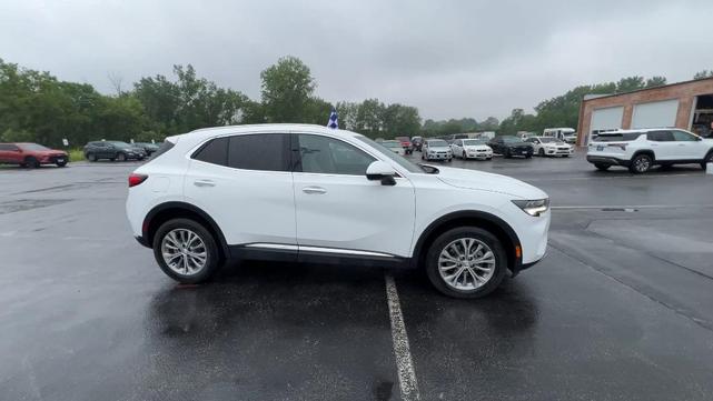 Photo of 2022 Summit White Buick Envision