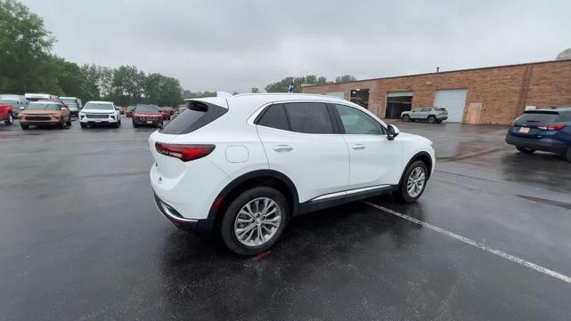 Photo of 2022 Summit White Buick Envision