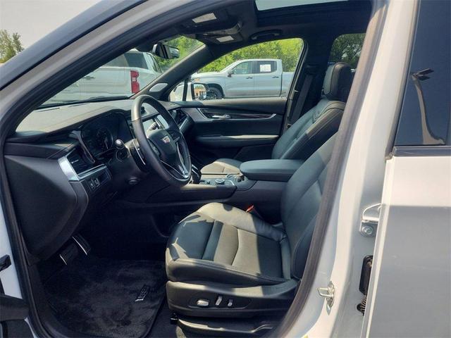 Photo of 2024 Crystal White Tri-Coat Cadillac XT6
