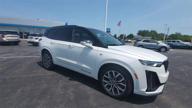 Photo of 2024 Crystal White Tri-Coat Cadillac XT6