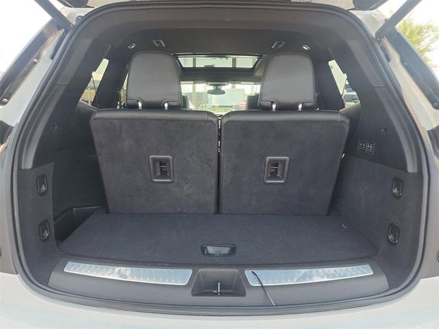 Photo of 2024 Crystal White Tri-Coat Cadillac XT6
