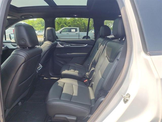 Photo of 2024 Crystal White Tri-Coat Cadillac XT6