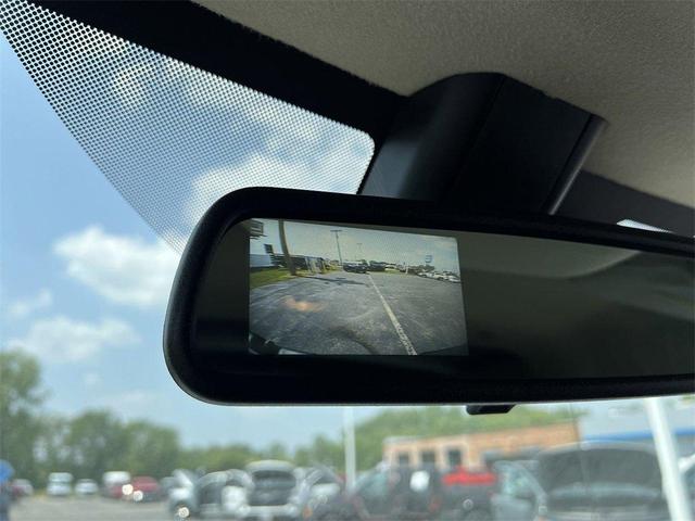 Photo of 2025 Summit White Chevrolet Express 3500
