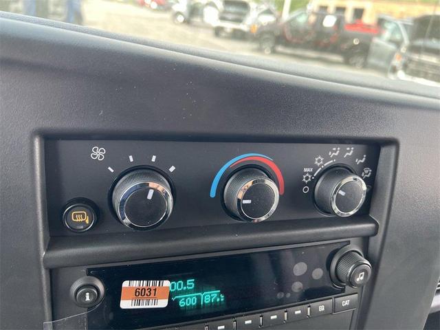 Photo of 2025 Summit White Chevrolet Express 3500