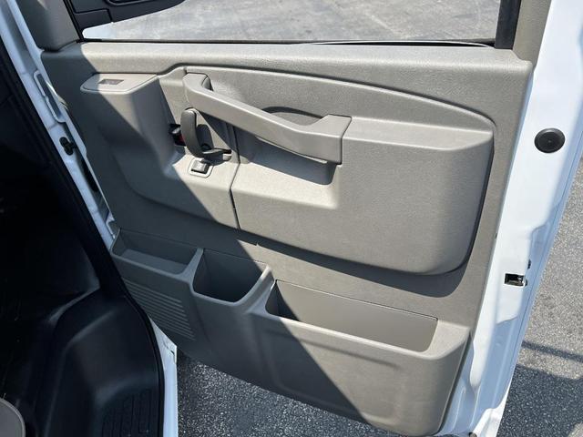 Photo of 2025 Summit White Chevrolet Express 3500