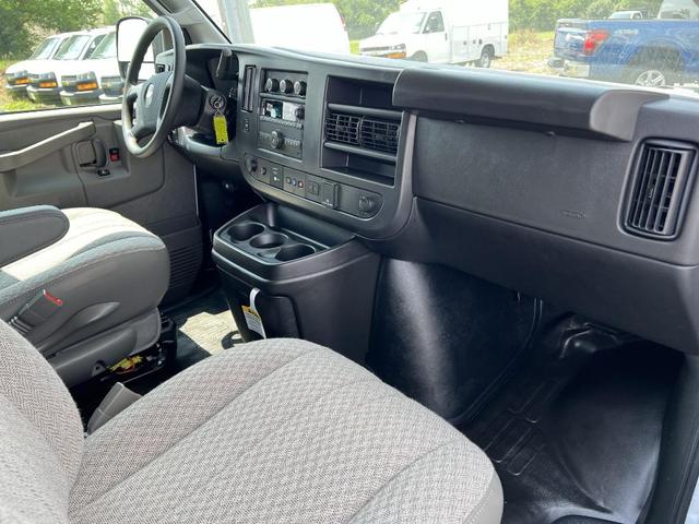 Photo of 2025 Summit White Chevrolet Express 3500