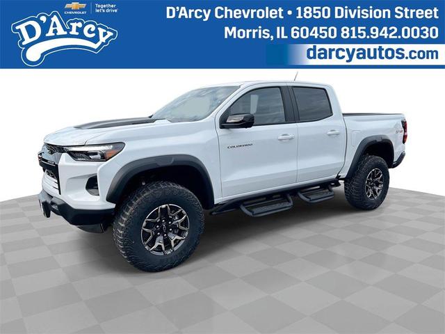 Photo of 2026 Summit White Chevrolet Colorado