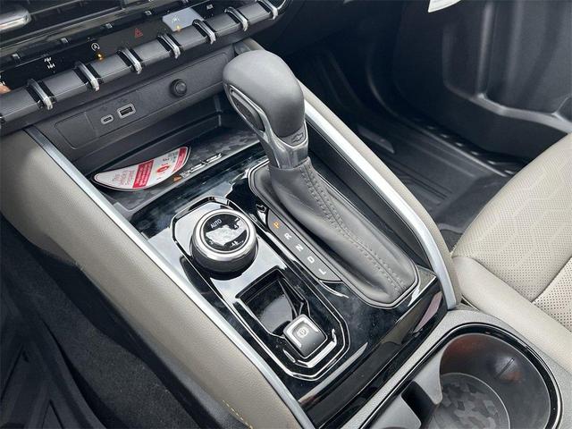 Photo of 2026 Summit White Chevrolet Colorado