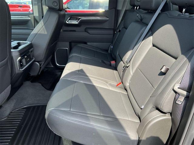 Photo of 2025 Black Chevrolet Silverado 1500