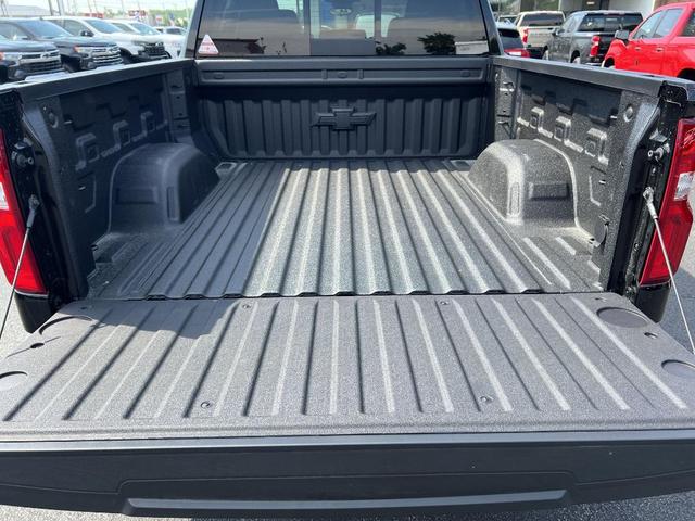 Photo of 2025 Black Chevrolet Silverado 1500