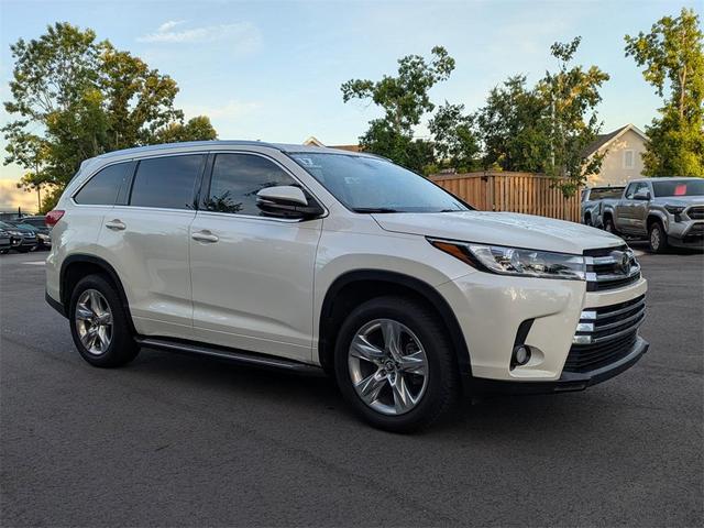 2017 Toyota Highlander