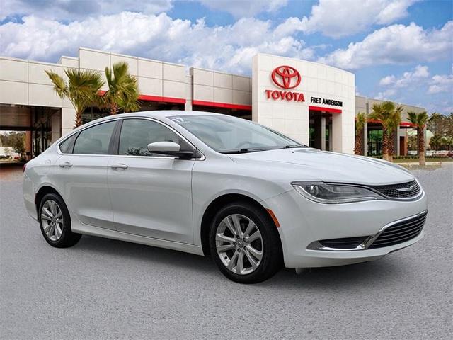 2017 Chrysler 200