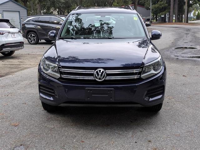 Photo of 2016 Blue Volkswagen Tiguan