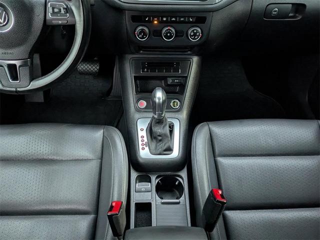 Photo of 2016 Blue Volkswagen Tiguan