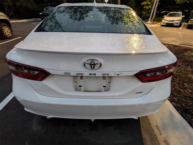 Photo of 2021 Super White Toyota Camry