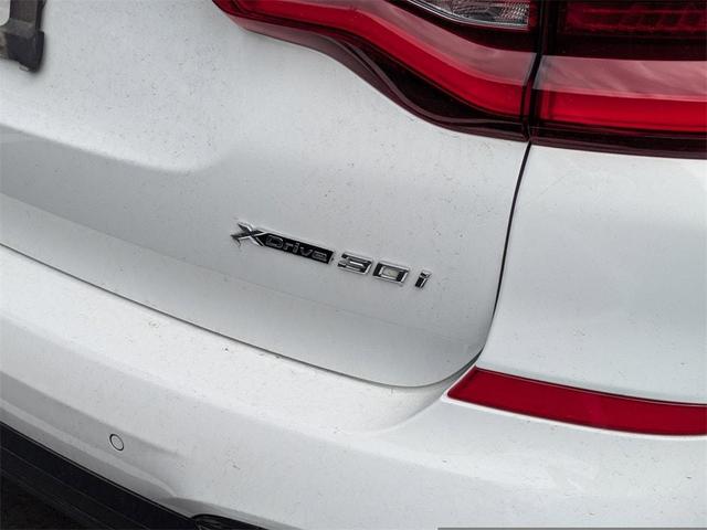Photo of 2021 Alpine White BMW X3