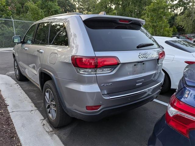 Photo of 2020 Silver Jeep Grand Cherokee
